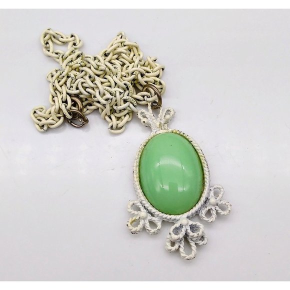 Vintage White Enamel Chain Necklace with Oval Mint Green Cabochon Pendant in Fan - Picture 3 of 6